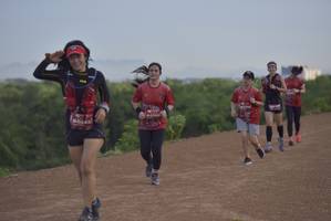 BIB: 0325, 243
                            <button type="button" onclick="openModal(5103529)" class="btn btn-primary btn-sm float-right btn-popup" data-toggle="modal" data-target=".modal-high-quality">
                        <i class="fas fa-shopping-cart"></i> Add to Cart
                    </button>
                                            <button type="button" onclick="isThisMe(5103529, true)" class="btn btn-success btn-sm float-right btn-popup btn-isme hidden" data-toggle="tooltip" data-placement="bottom" title="นี่คือรูปของคุณใช่ไหม คลิกที่นี่เพื่อเอาเข้าอัลบั้ม">
                        <i class="fas fa-plus"></i> Add to album
                    </button>
                    <button type="button" onclick="isThisMe(5103529, false)" class="btn btn-warning btn-sm float-right btn-popup btn-isnotme hidden">
                        <i class="fas fa-ban"></i> Remove from album
                    </button>